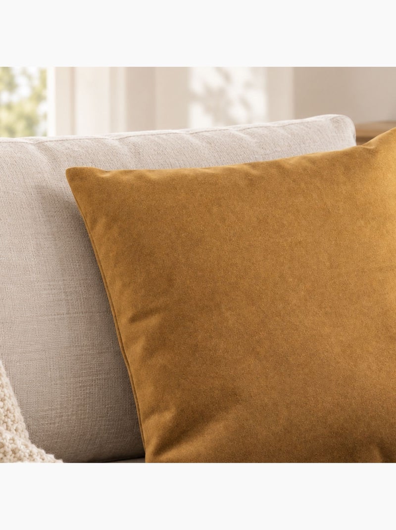 Coussin velours  - effet peau de pêche Jaune moutarde - Kiabi