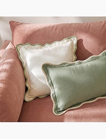 Coussin vintage vert festonné 40x60cm