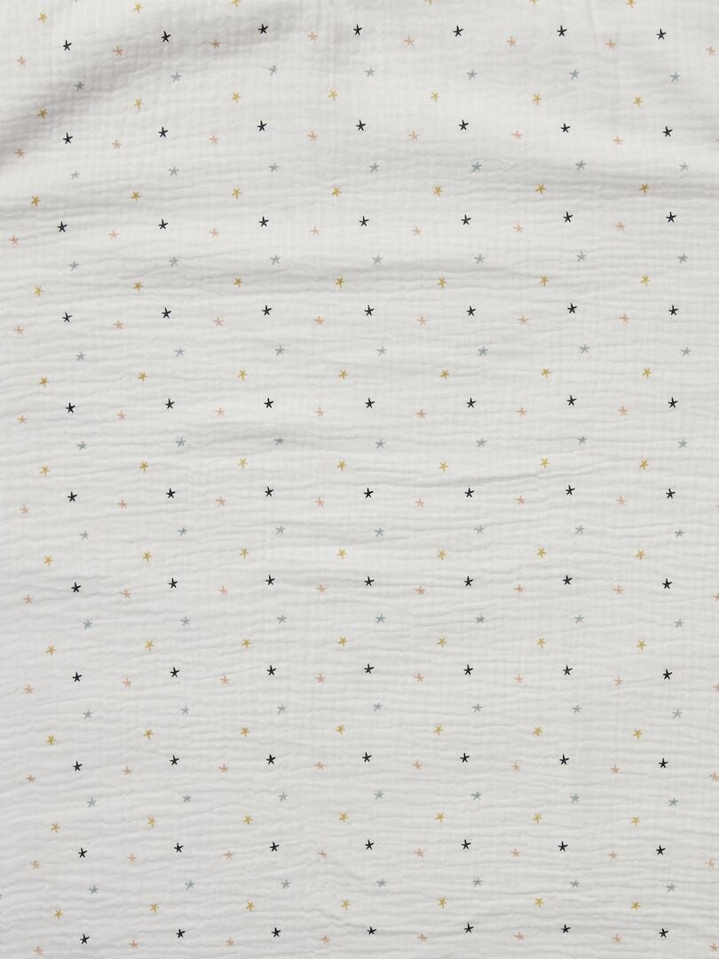 couverture-80-x-100-cm-imprim-e-blanc-kiabi-6-00