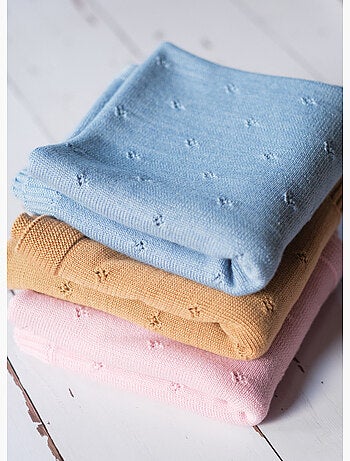 Couverture bébé mailles ajourées 50% laine 50% acrylique