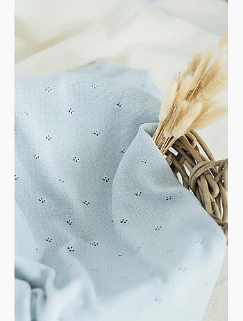 Couverture bébé mailles ajourées