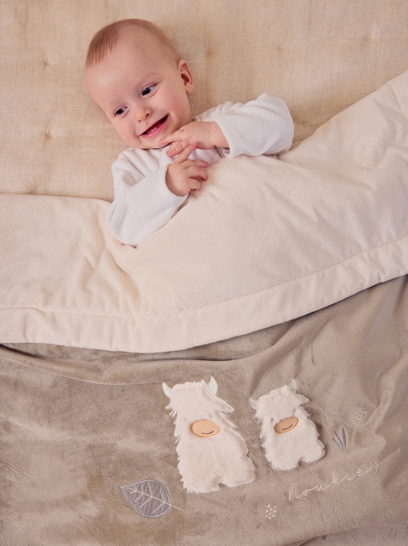 Couverture brodée kaki 100x140 cm en Veloudoux® Noukie's Vert - Kiabi