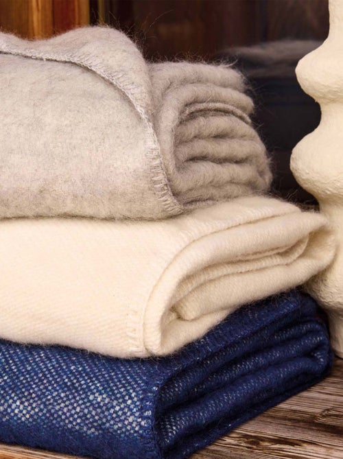 Couverture chaude laine et mohair - Kiabi Couverture chaude laine et mohair - Kiabi