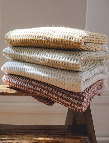 Couverture lit enfant tissu nid d'abeille