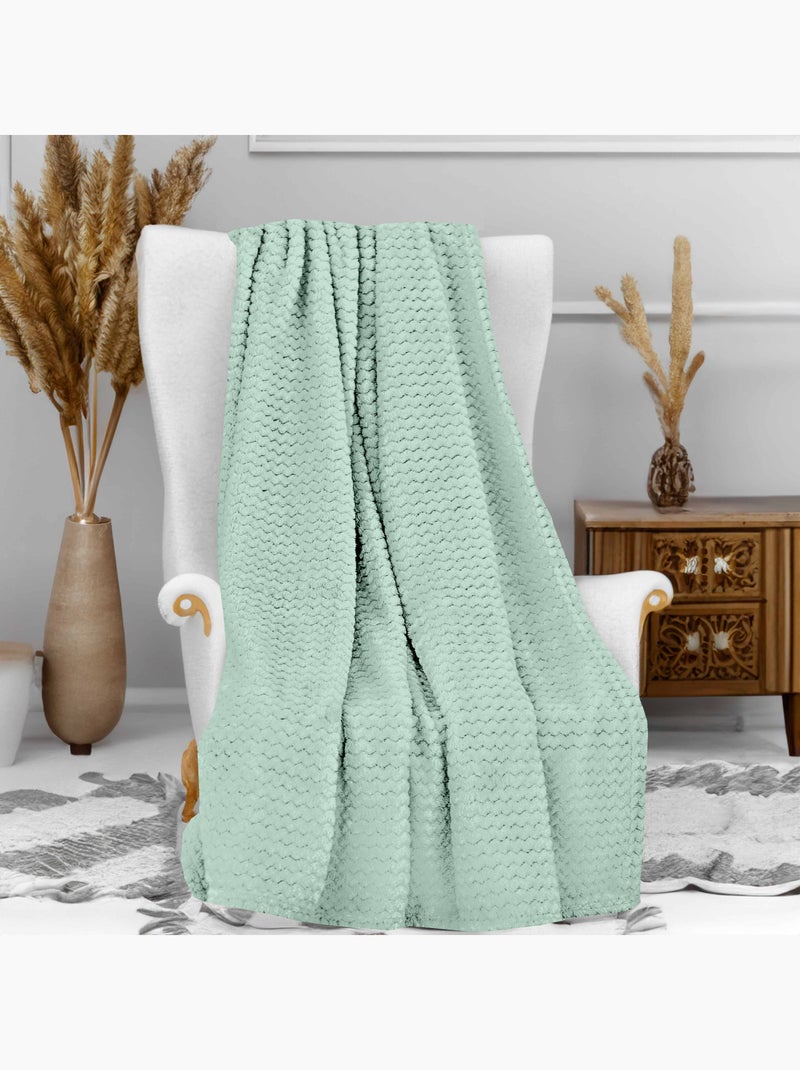 Couverture, Plaid microfibre COCOONING, par Soleil d'Ocre Vert - Kiabi