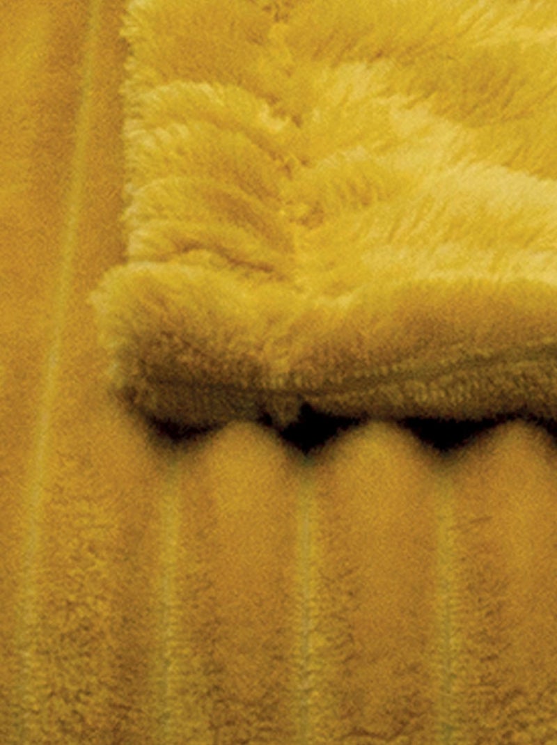 Couverture polaire  -  - Effet côtelé 3D Jaune - Kiabi