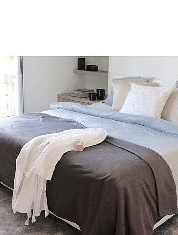 Couverture polaire 220x240 gris souris