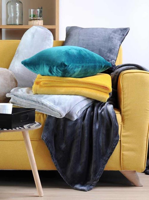 Couverture polaire toute douce - Kiabi