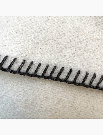 Couverture pure laine vierge naturelle finition point de cheval