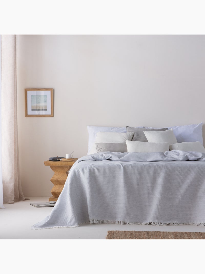 Couverture type Plaid, tissu texturé en fil teint en relief en nid d'abeille, avec franges - Gamusi Gris - Kiabi