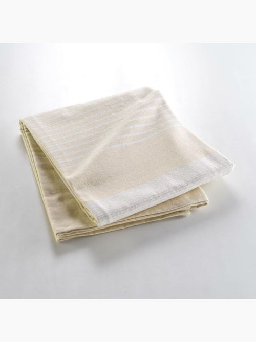 Couvre lit 1 personne coton/polyester tisse adele - Kiabi Couvre lit 1 personne coton/polyester tisse adele - Kiabi