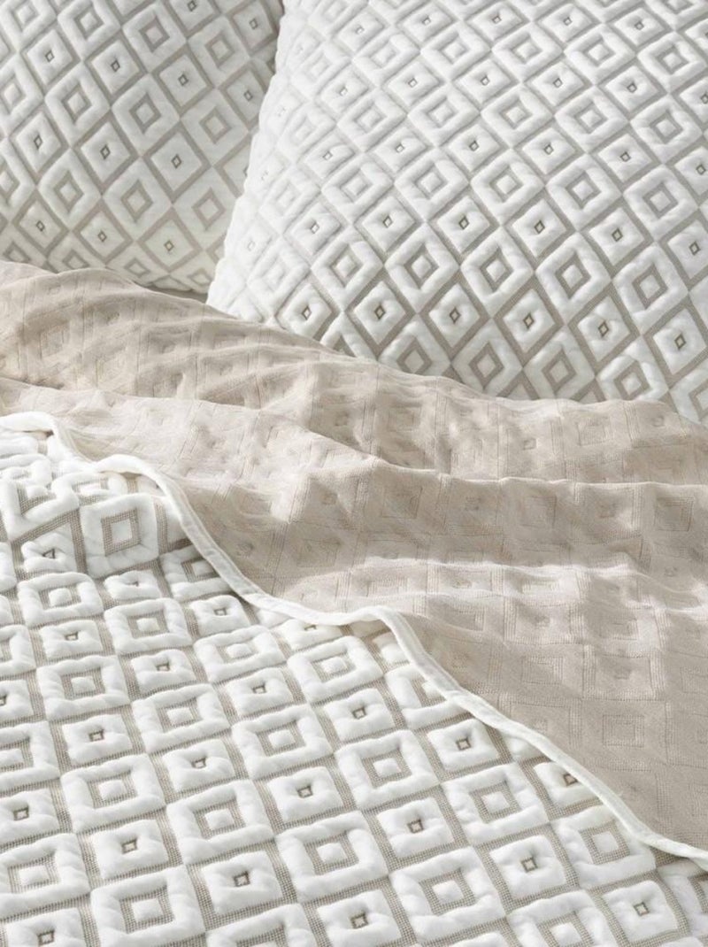 Couvre-lit 2 personnes matelassé 220x240 + taies jersey microfibre Joana Blanc - Kiabi