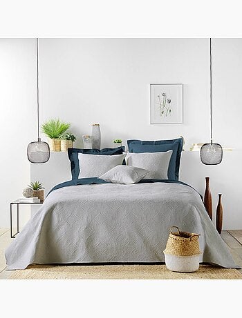 Couvre-lit 2 personnes matelassé microfibre Romane coloris gris
