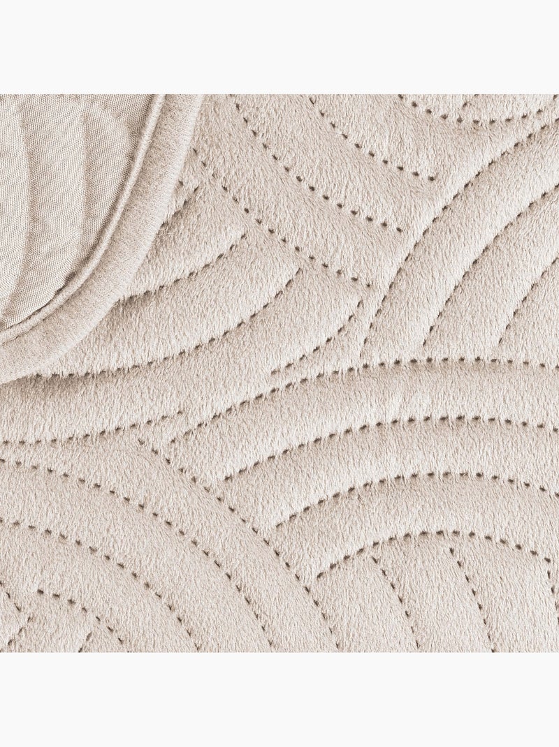 Couvre-lit 3 pièces matelassé velours + deux taies Beige grès - Kiabi