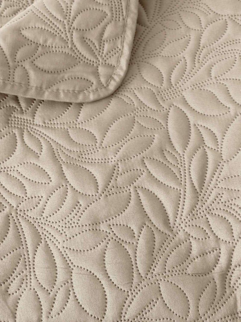 Couvre-lit à dessin floral Beige - Kiabi