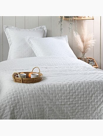 Couvre lit boutis réversible 240x220 avec 2 taies coloris blanc