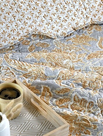 Couvre lit boutis réversible 240x220 avec 2 taies NERYA