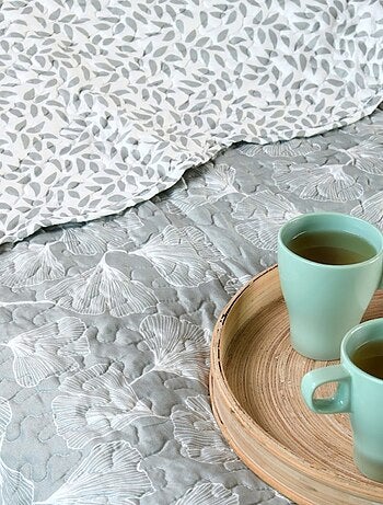 Couvre lit boutis réversible 240x220 avec 2 taies NOVA