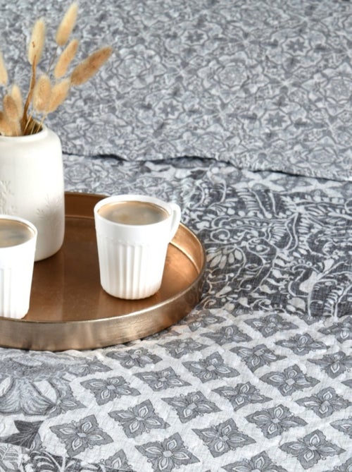 Couvre lit boutis réversible 240x220 avec 2 taies OTAVIA - Kiabi