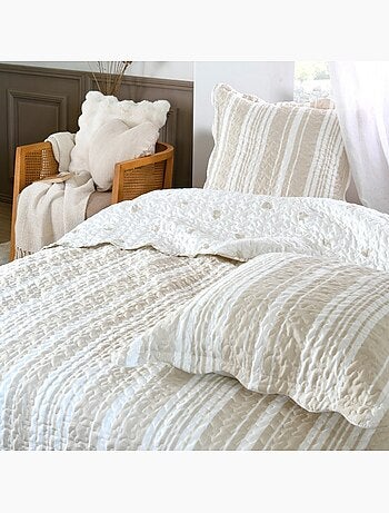 Couvre lit boutis réversible avec taie(s) d'oreiller 65x65cm