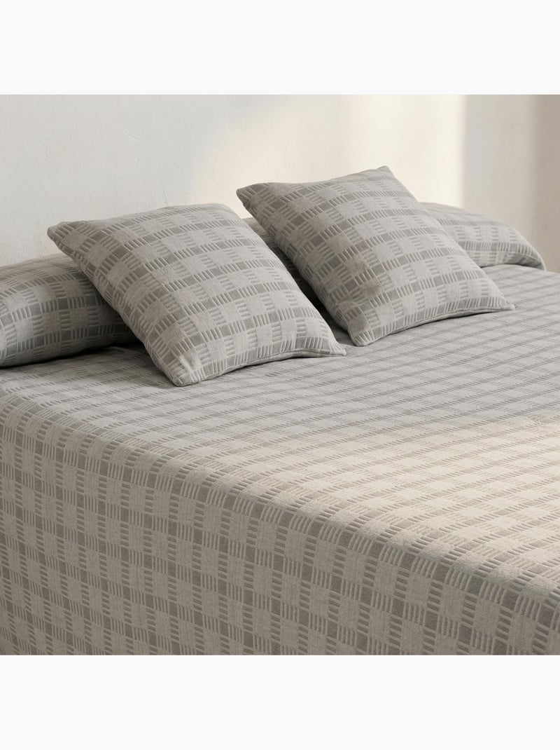 Couvre-lit en coton avec motif à carreaux en relief, tissu texturé. Gris - Kiabi