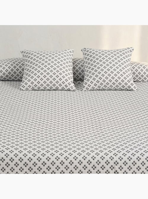 Couvre-lit en coton avec motif géométrique en relief, tissu texturé. - Kiabi Couvre-lit en coton avec motif géométrique en relief, tissu texturé. - Kiabi