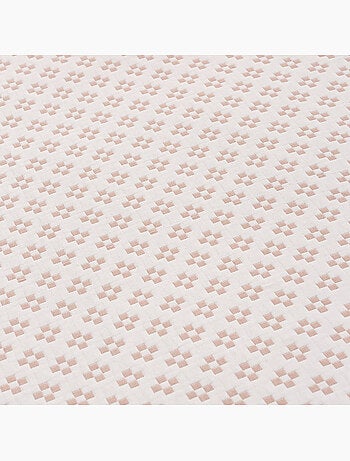 Couvre-lit en coton avec motif géométrique en relief, tissu texturé.