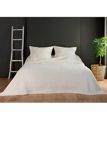 Couvre lit et taie matelassés