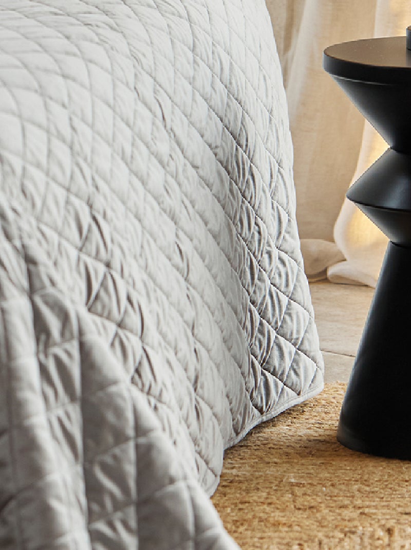 Couvre-Lit et Taies d'Oreiller en Velours Matelassé Gris - Kiabi