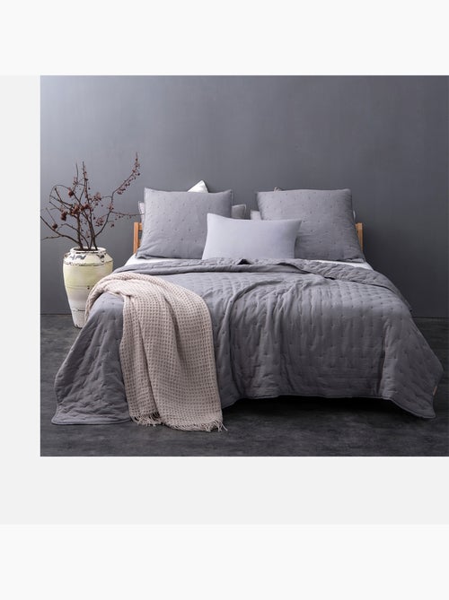 Couvre lit matelassé et moelleux - Kiabi Couvre lit matelassé et moelleux - Kiabi