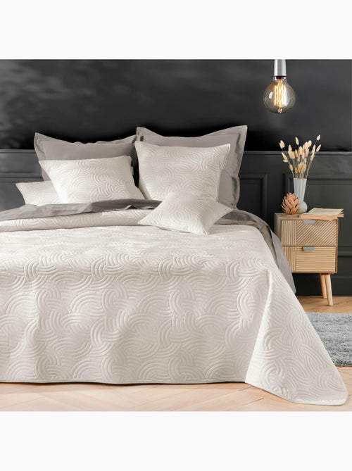 Couvre-lit Velours Uni Solange - Beige + 2 housses de coussins 60x60 cm - Kiabi