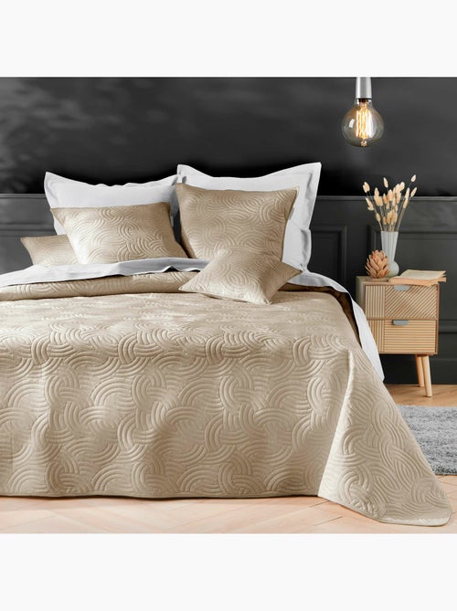 Couvre-lit Velours Uni Solange - Beige + 2 housses de coussins 60x60 cm - Kiabi