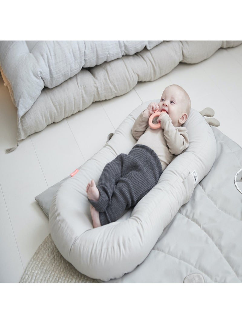 Cozy lounger avec arche d'activité Raffi en coton biologique Mauve - Kiabi