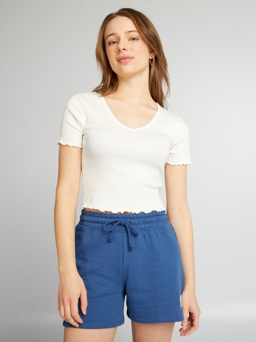 Crop-top à bords ondulés - Kiabi