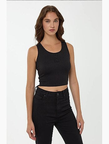 Crop top basique à boutons détaillés hiccup