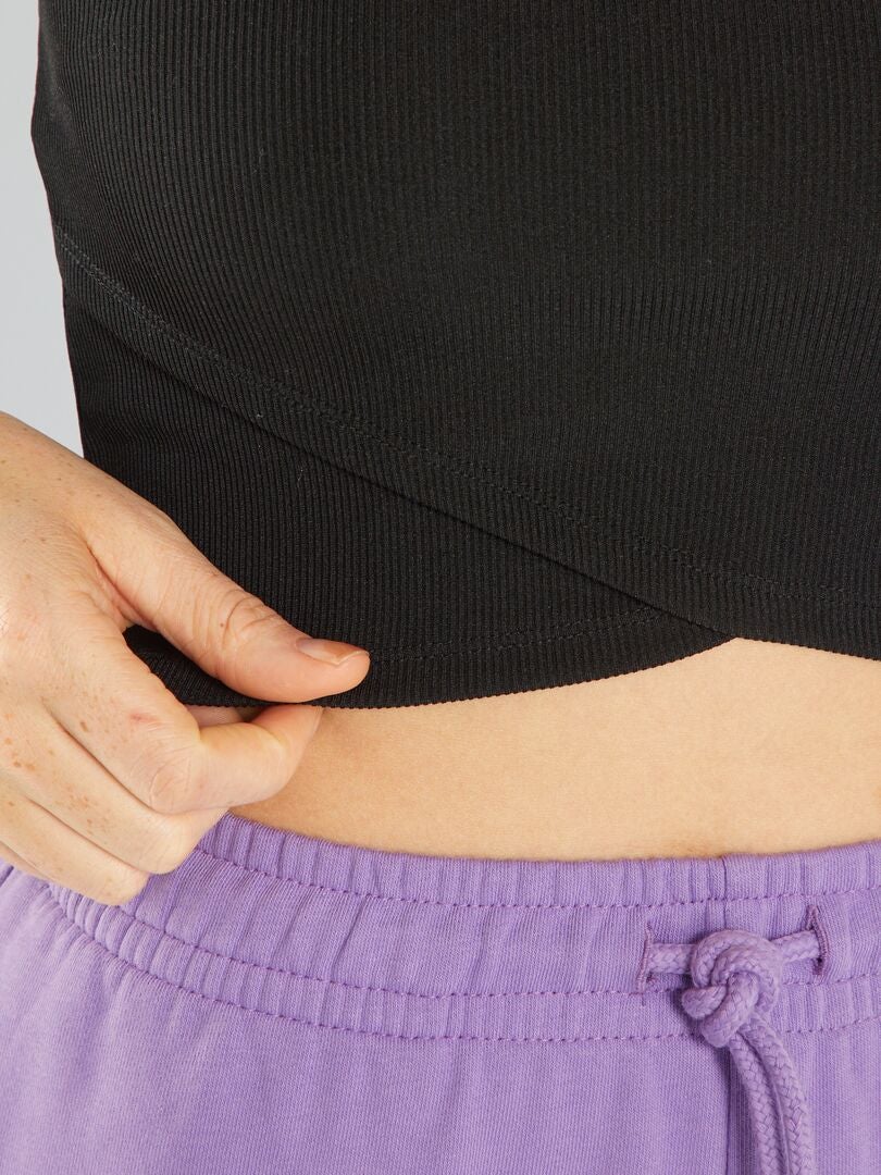 Crop-top côtelé avec effet croisé noir - Kiabi