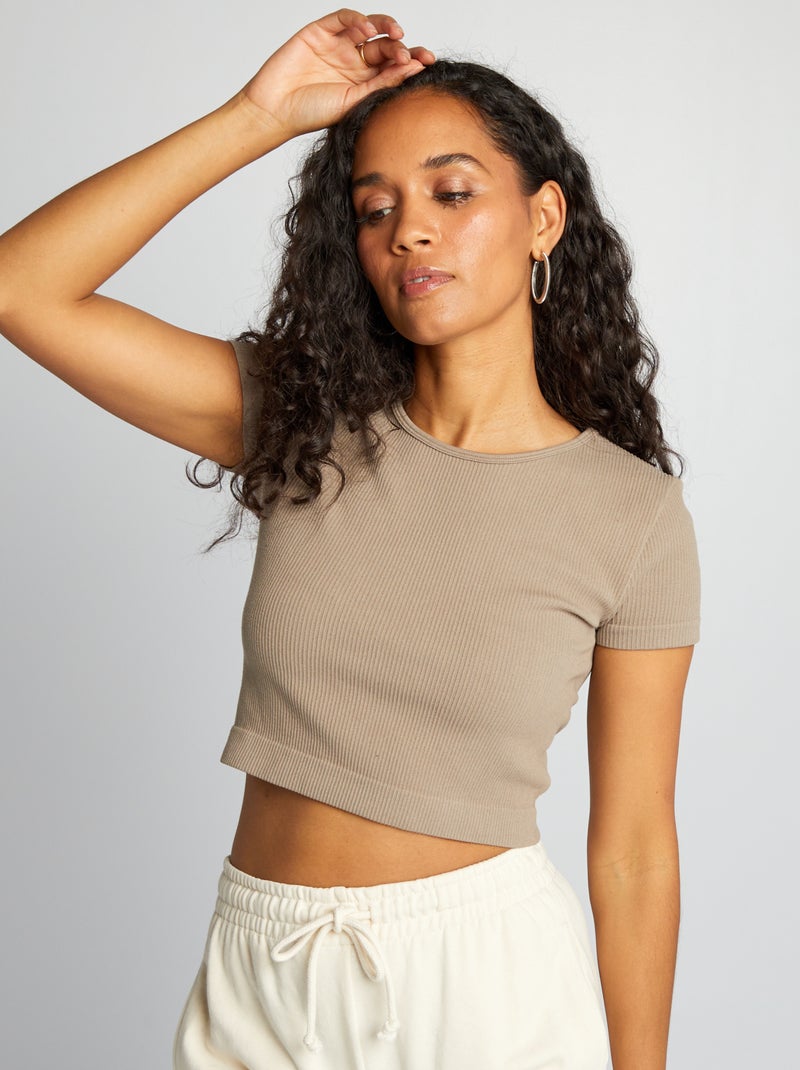 Wunderbar Crop Top Beige Ebenbild