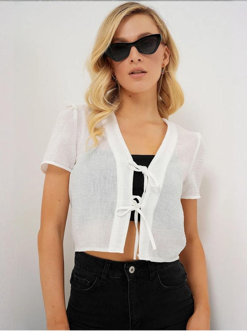 Crop top texturé en mélange de lin à col en v bdart - Kiabi Crop top texturé en mélange de lin à col en v bdart - Kiabi