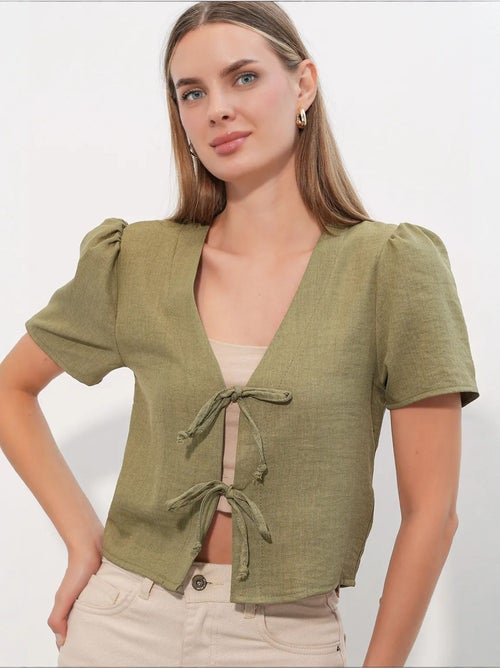 Crop top texturé en mélange de lin à col en v bdart - Kiabi Crop top texturé en mélange de lin à col en v bdart - Kiabi