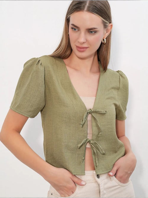 Crop top texturé en mélange de lin à col en v bdart - Kiabi Crop top texturé en mélange de lin à col en v bdart - Kiabi