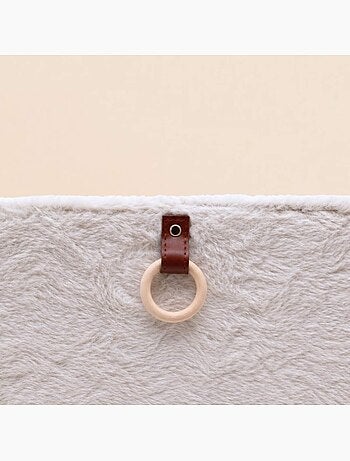 Cube de rangement fausse fourrure blanche 31x31x31cm