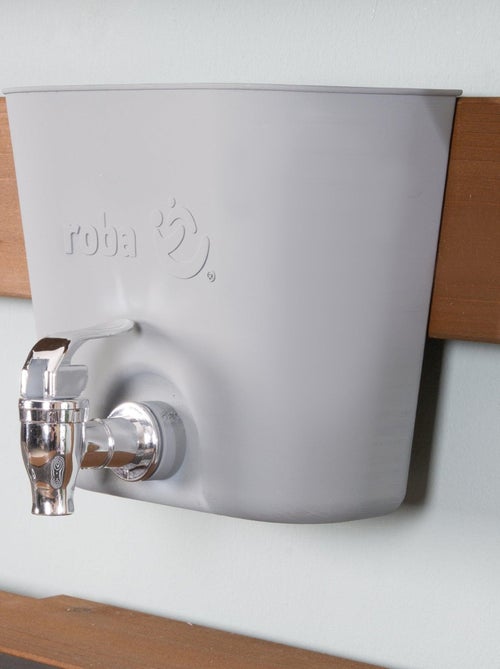 Cuisine à suspendre pour enfants - Mini-cuisine d'extérieur en bois massif avec accessoires 'Roba' - Kiabi