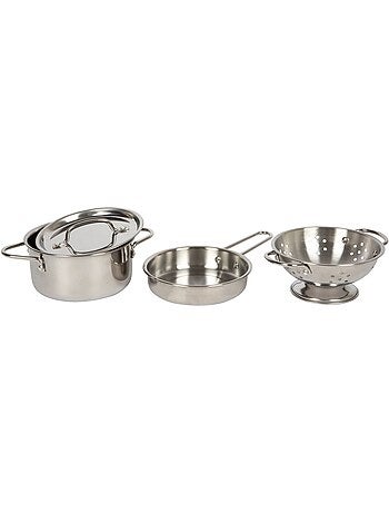 Cuisine de boue et boutique marchande