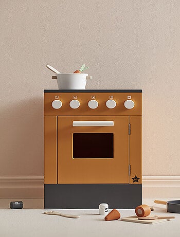 Cuisinière jaune