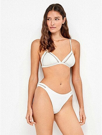 Culotte bikini brésilien découpé