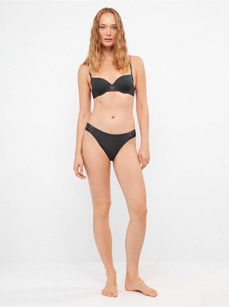 Culotte bikini dentelle sur les côtés Noir - Kiabi