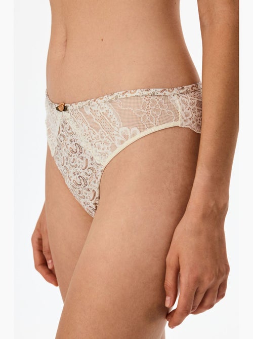 Culotte brésilienne à détail en dentelle penti - Kiabi Culotte brésilienne à détail en dentelle penti - Kiabi