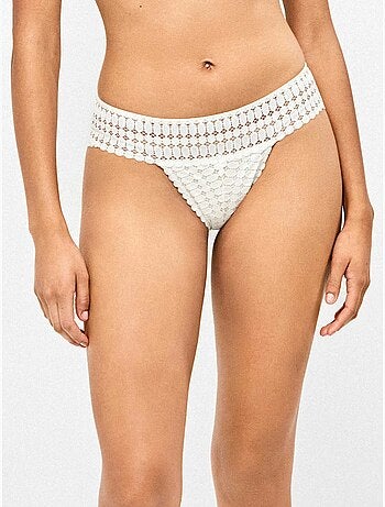 Culotte brésilienne en dentelle géométrique