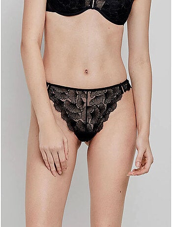 Culotte brésilienne en dentelle