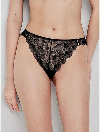 Culotte brésilienne en dentelle